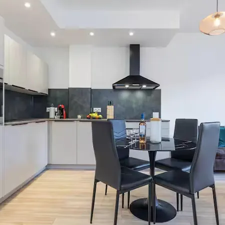 Beautiful 2 Bedrooms Close To The Sea * Nice