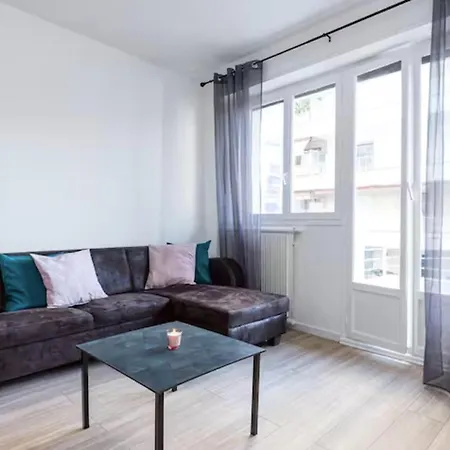 Beautiful 2 Bedrooms Close To The Sea Apartamento Nice